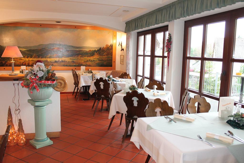 Landgasthof Hotel Zur Linde Im Taunus Gemünden Kültér fotó